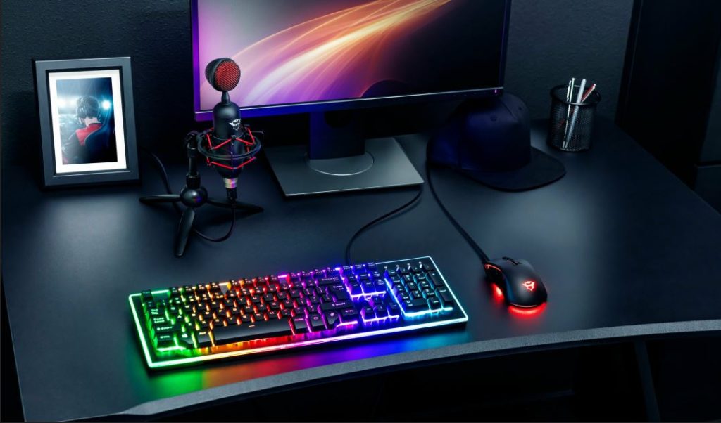 Trust-Gaming-GXT-244-Buzz-Streaming-01