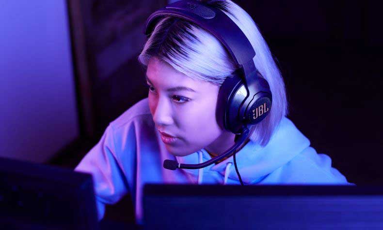 JBL-QUANTUM-TORNEO-FREE-FIRE-CAMPEON-ESPORTS