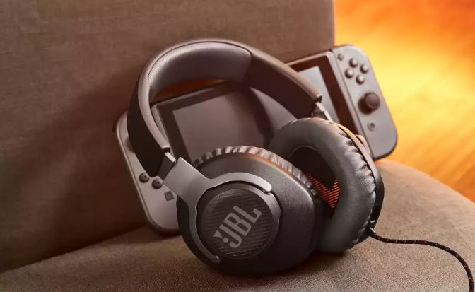 JBL-QUANTUM-100-GAMER-REYES-MAGOS